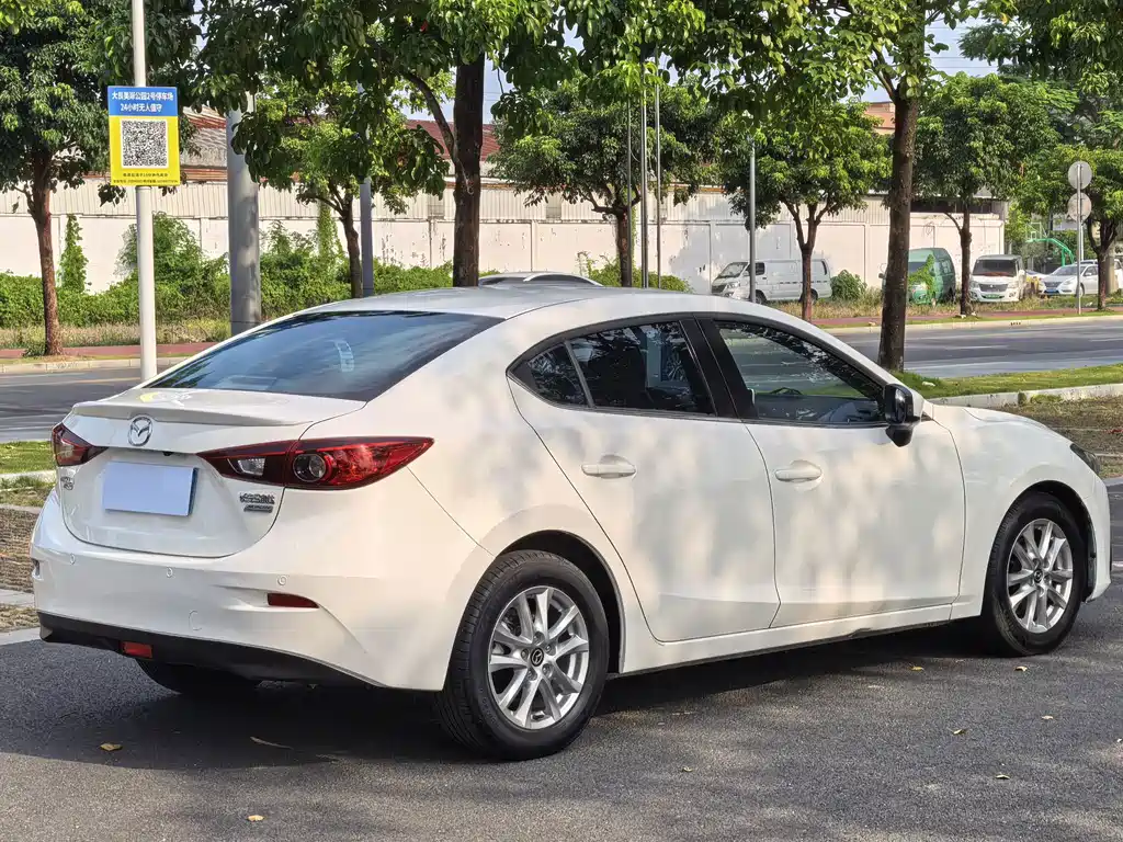Mazda 3 Axela — миниатюра 5