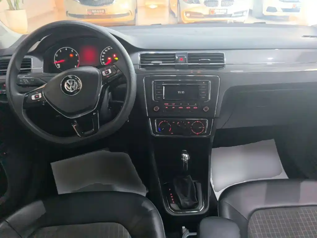Volkswagen Santana — миниатюра 10
