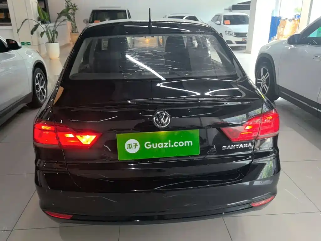 Volkswagen Santana — миниатюра 6