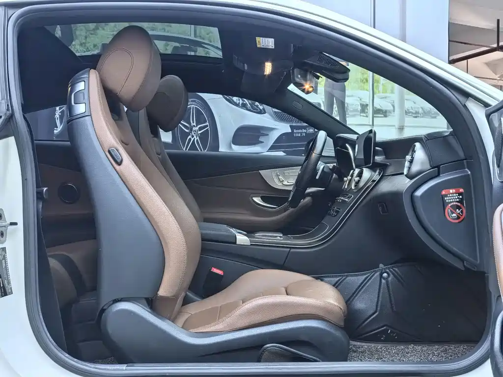 Mercedes-Benz C-Class (Import) — миниатюра 9
