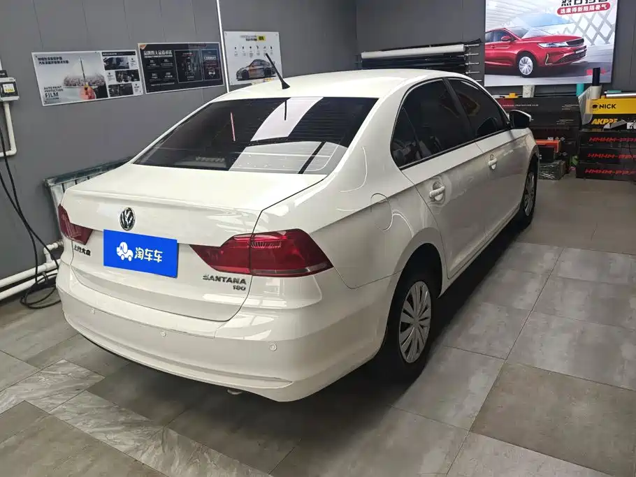 Volkswagen Santana — миниатюра 3