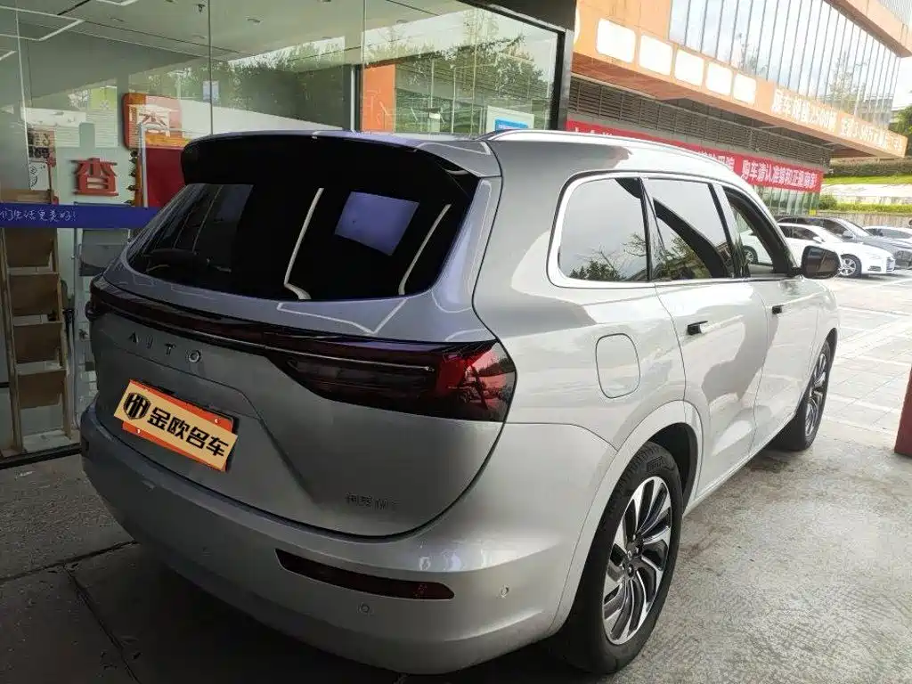 AITO Wenjie AITO M7 — миниатюра 9