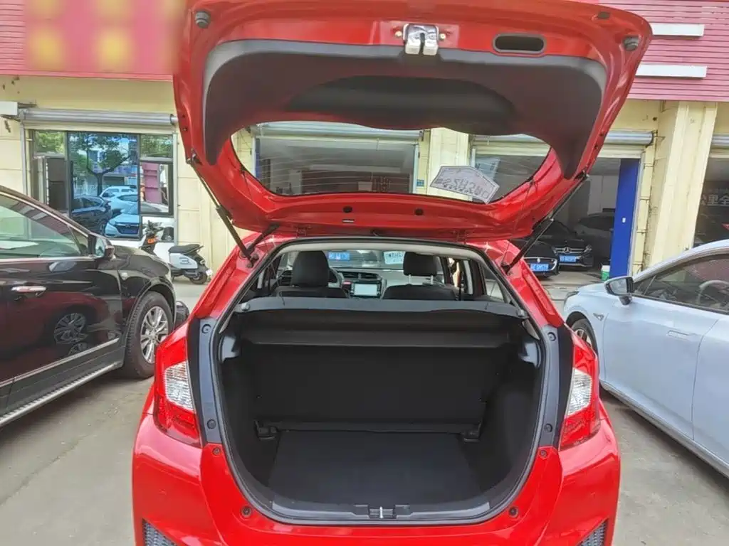 Honda Fit — миниатюра 19