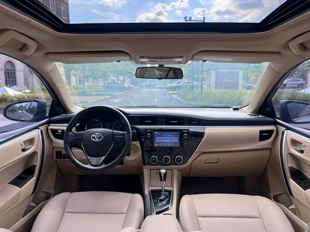 Toyota Corolla — миниатюра 14