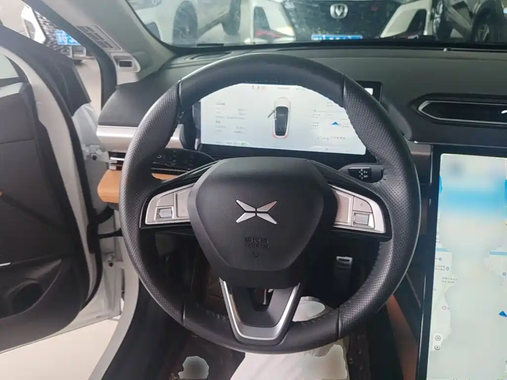 XPeng P5 — миниатюра 11