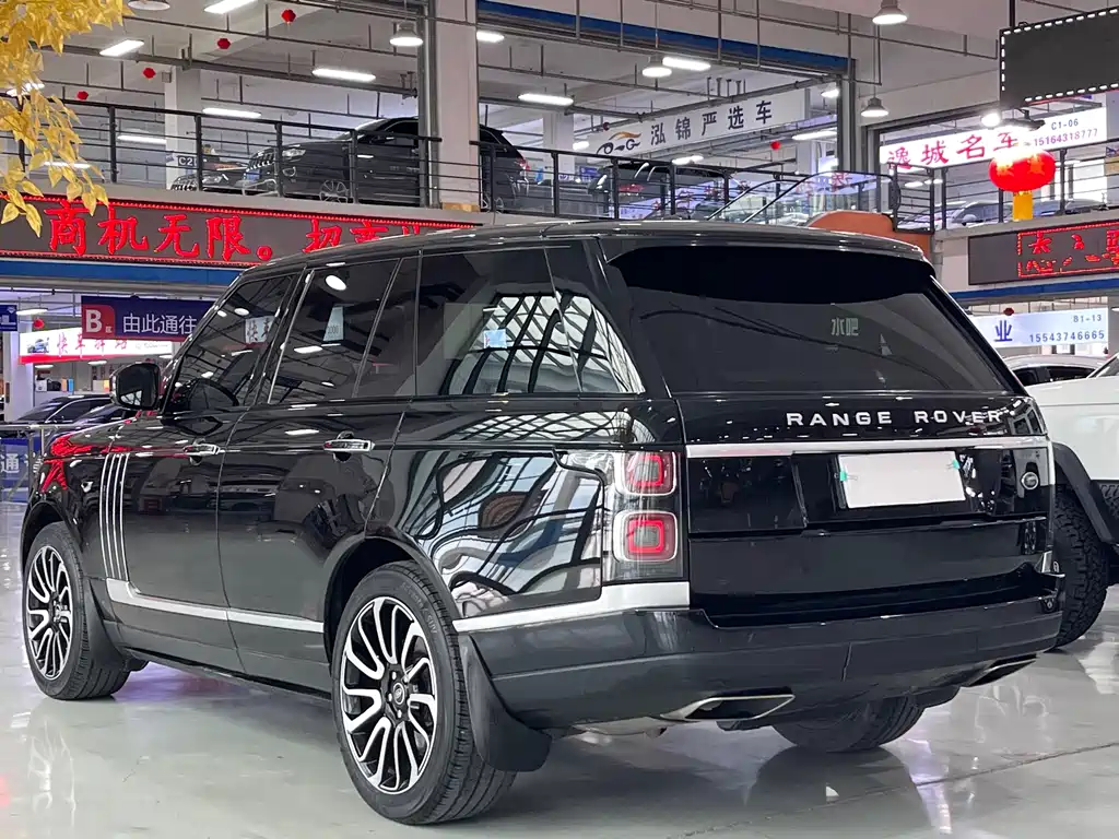 Land Rover Range Rover — миниатюра 8
