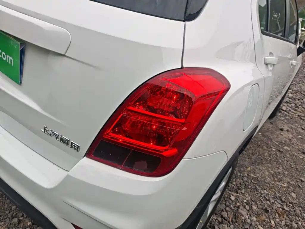 Chevrolet Trax — миниатюра 8