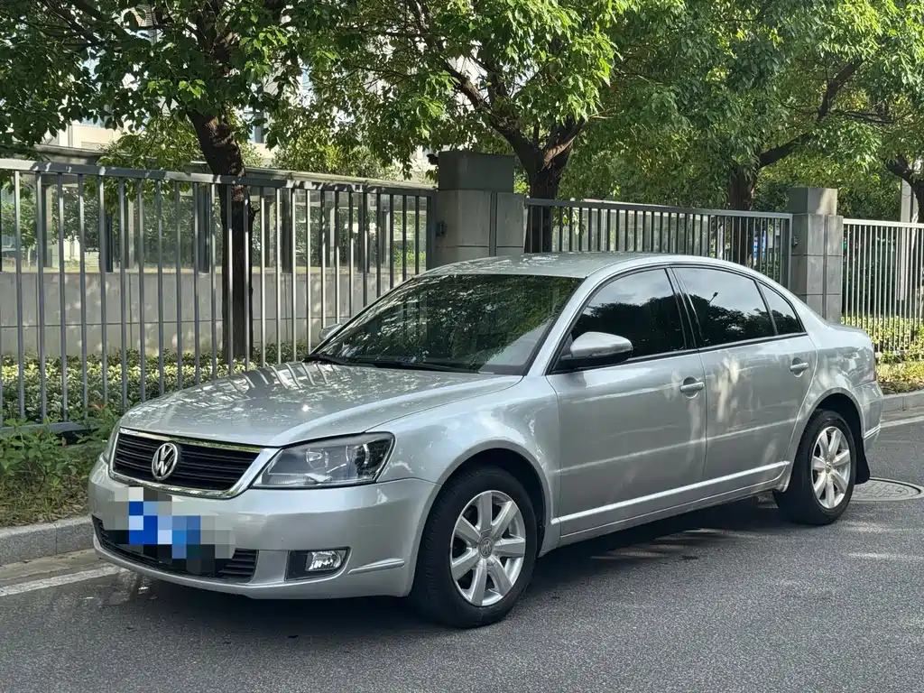 Volkswagen Passat Lingyu — миниатюра 2