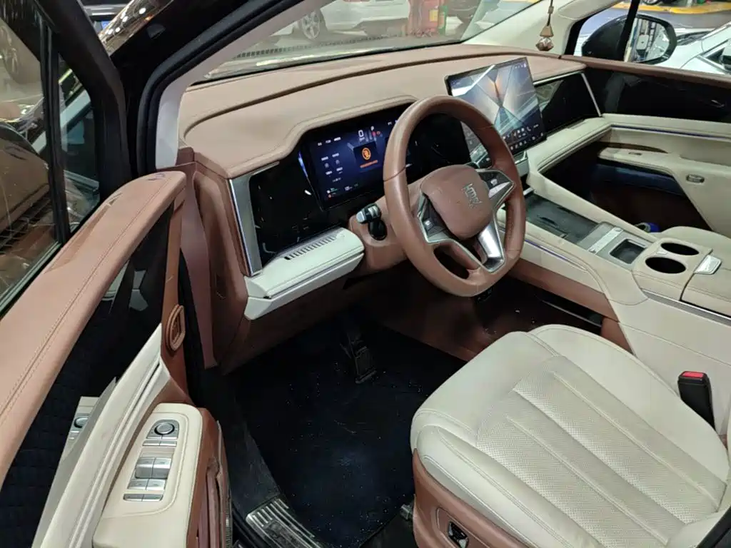 BYD Xia — миниатюра 16