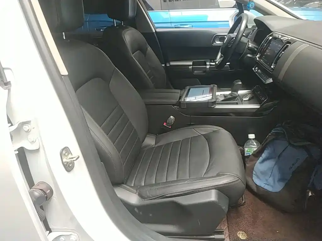Citroen C6 — миниатюра 25