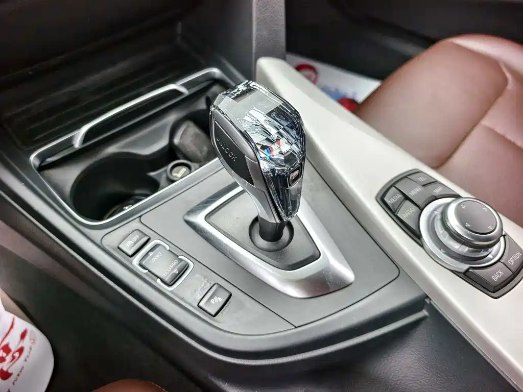 BMW 3 Series — миниатюра 5