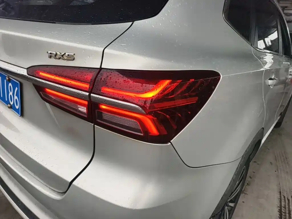 Roewe RX5 — миниатюра 8