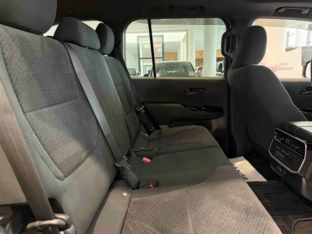 Toyota Land Cruiser — миниатюра 20