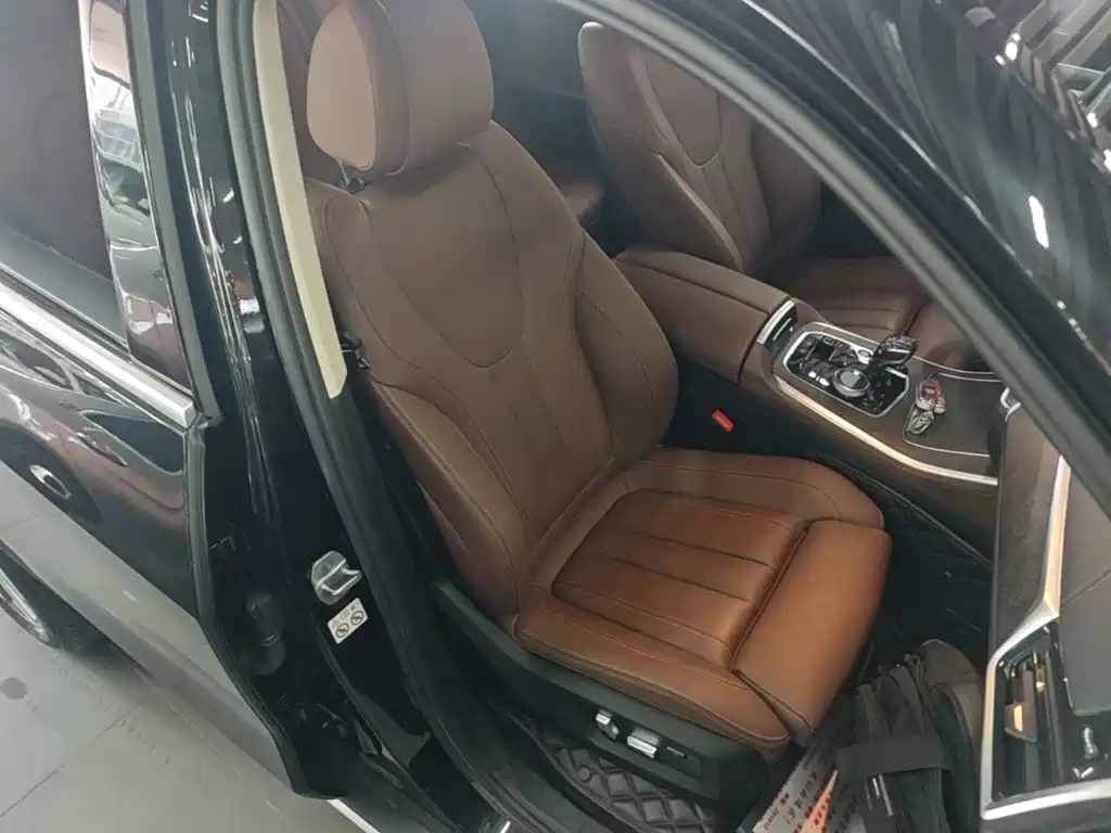 BMW X5 (Import) — миниатюра 25