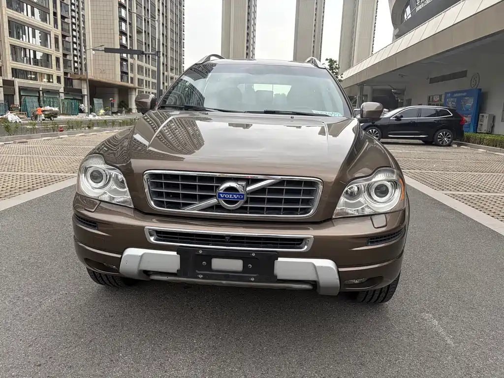 Volvo XC Classic — миниатюра 2