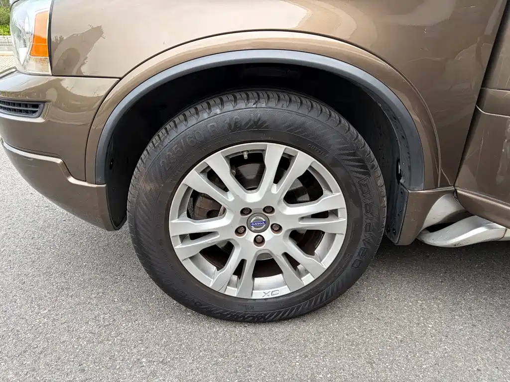 Volvo XC Classic — миниатюра 19