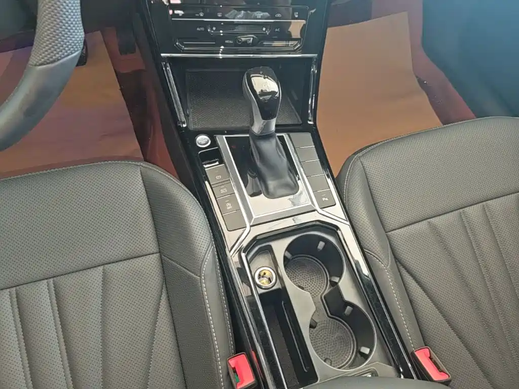 Volkswagen Passat — миниатюра 14