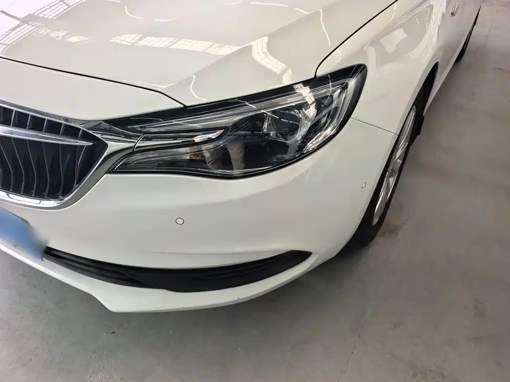 Buick Excelle — миниатюра 3