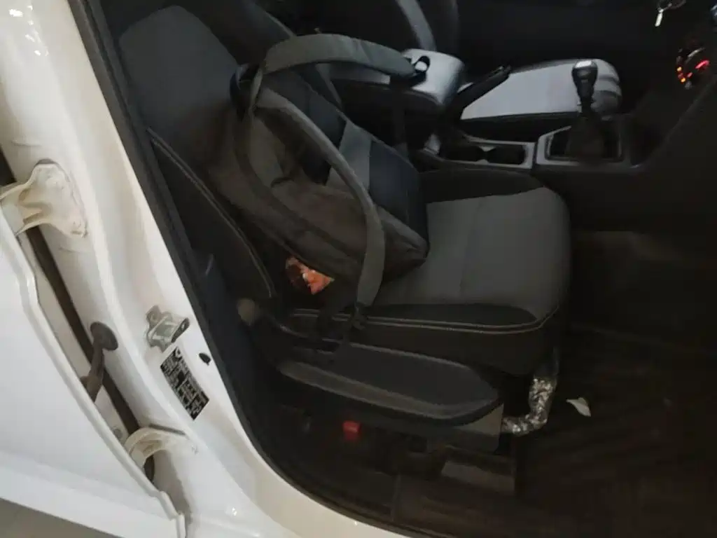 Wuling Hongguang PLUS — миниатюра 25