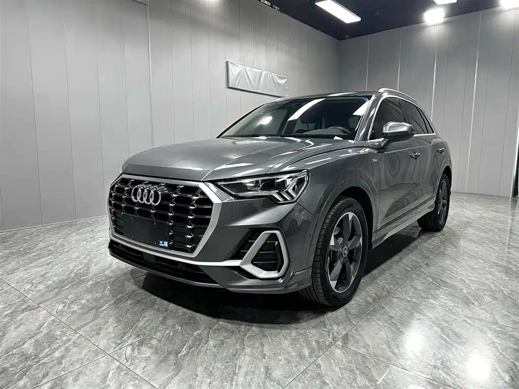 Audi Q3 2022 35 TFSI Fashion
