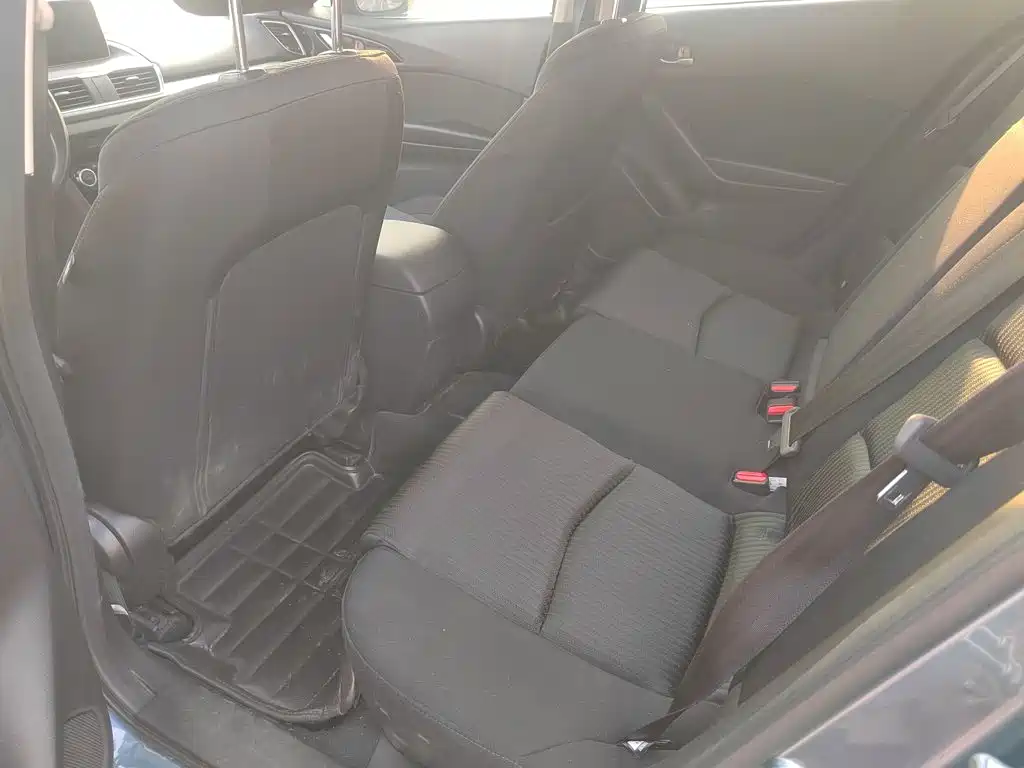 Mazda 3 Axela — миниатюра 13