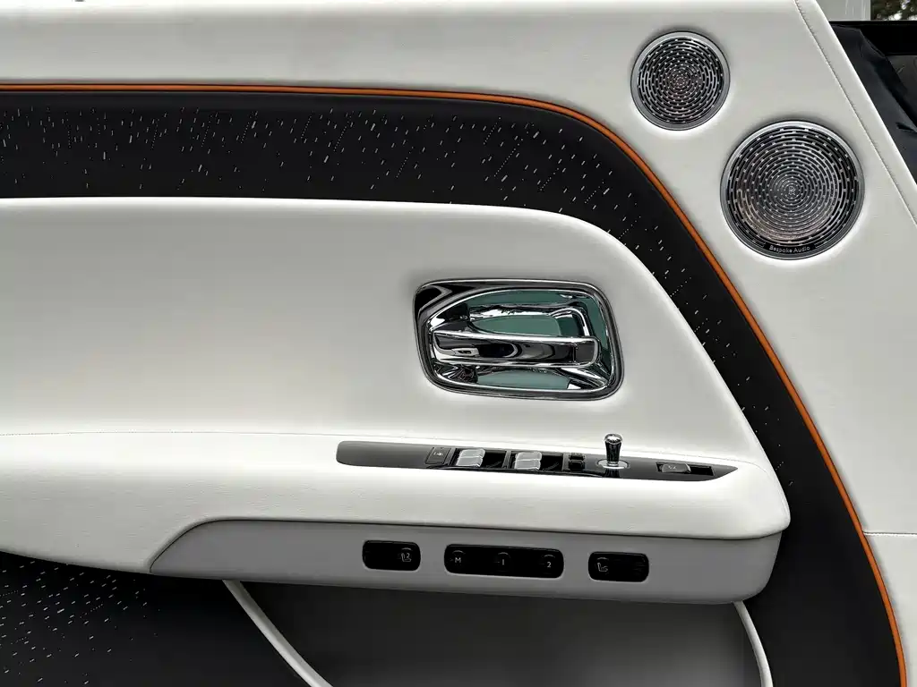 Rolls-Royce Phantom — миниатюра 9