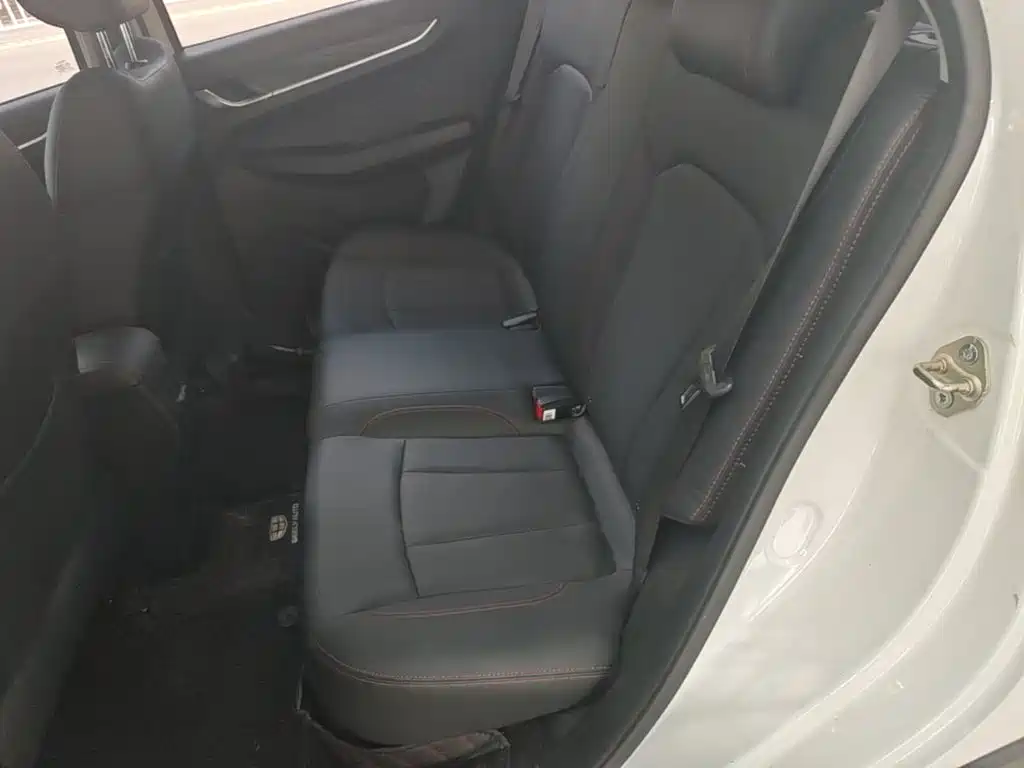 Geely Vision X3 — миниатюра 17