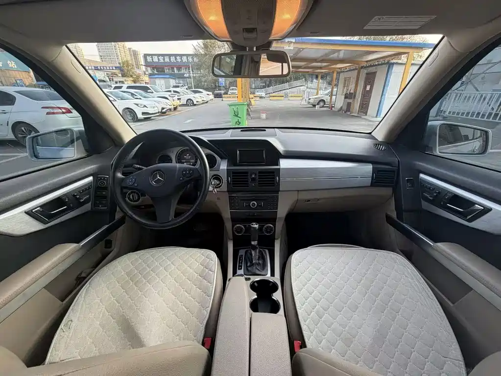 Mercedes-Benz GLK-Class (Import) — миниатюра 5