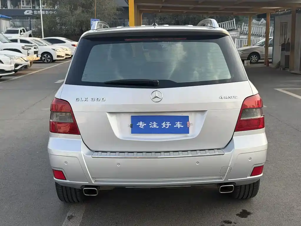 Mercedes-Benz GLK-Class (Import) — миниатюра 8
