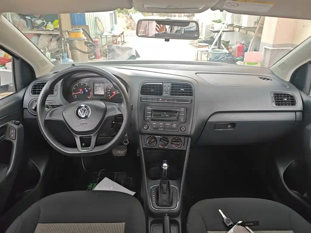 Volkswagen Polo — миниатюра 10