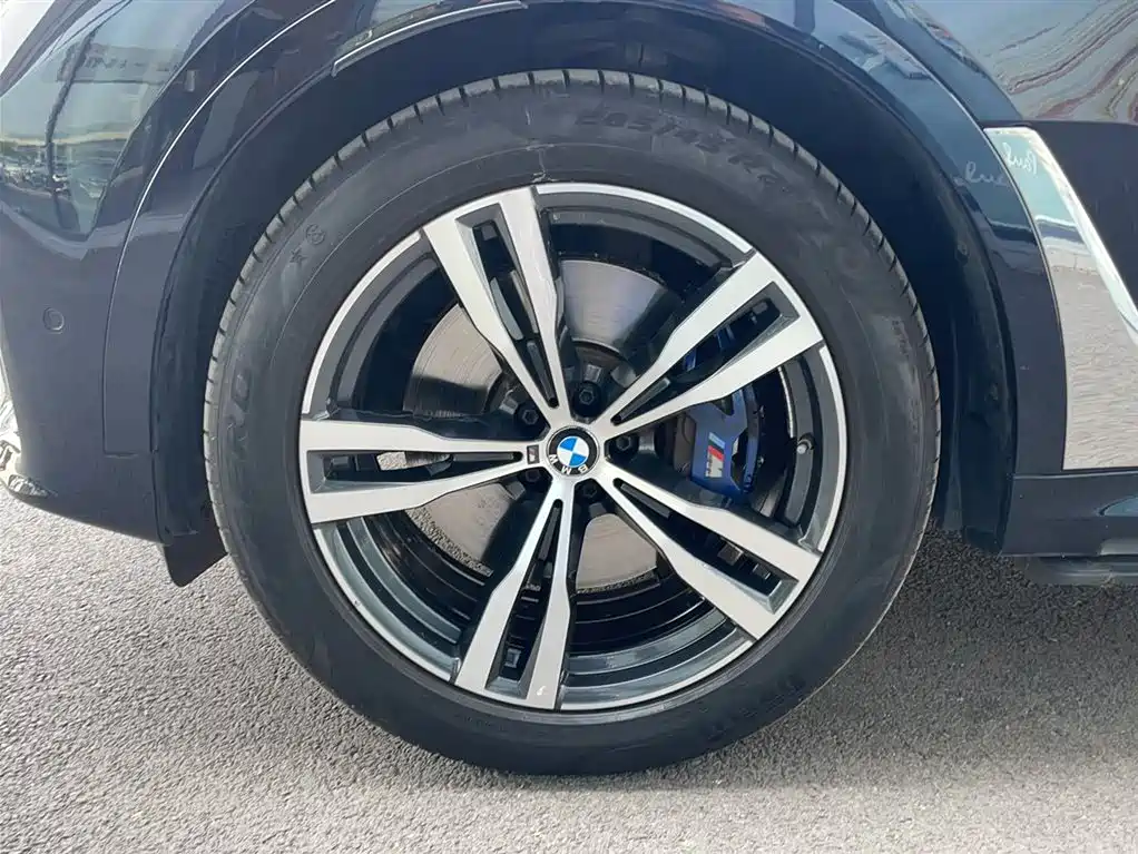 BMW X7 2022 xDrive40i Premium M Sport