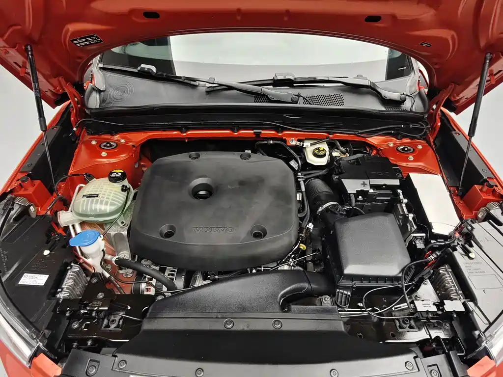 Volvo XC40 — миниатюра 10