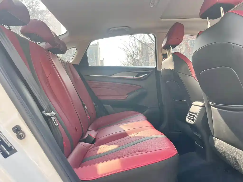 Changan Eado — миниатюра 6