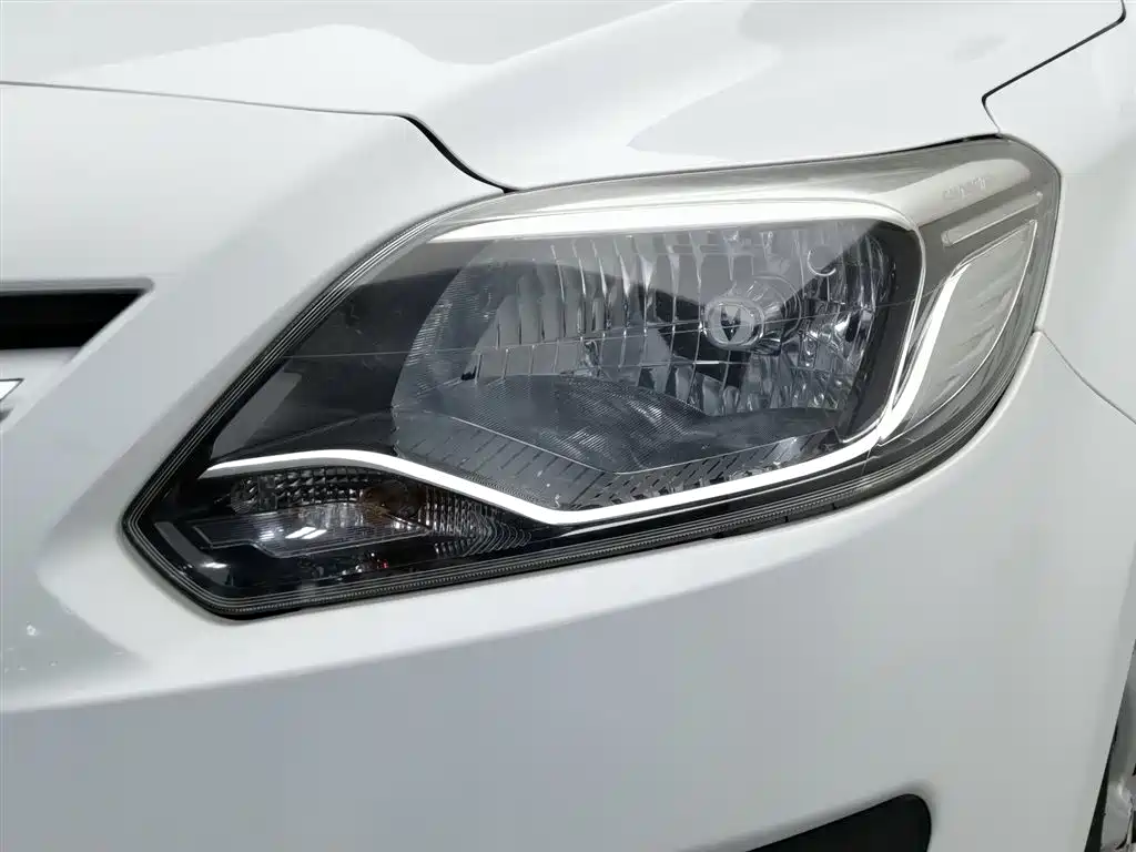 Changan V3 2012 1.3L MT Comfort V