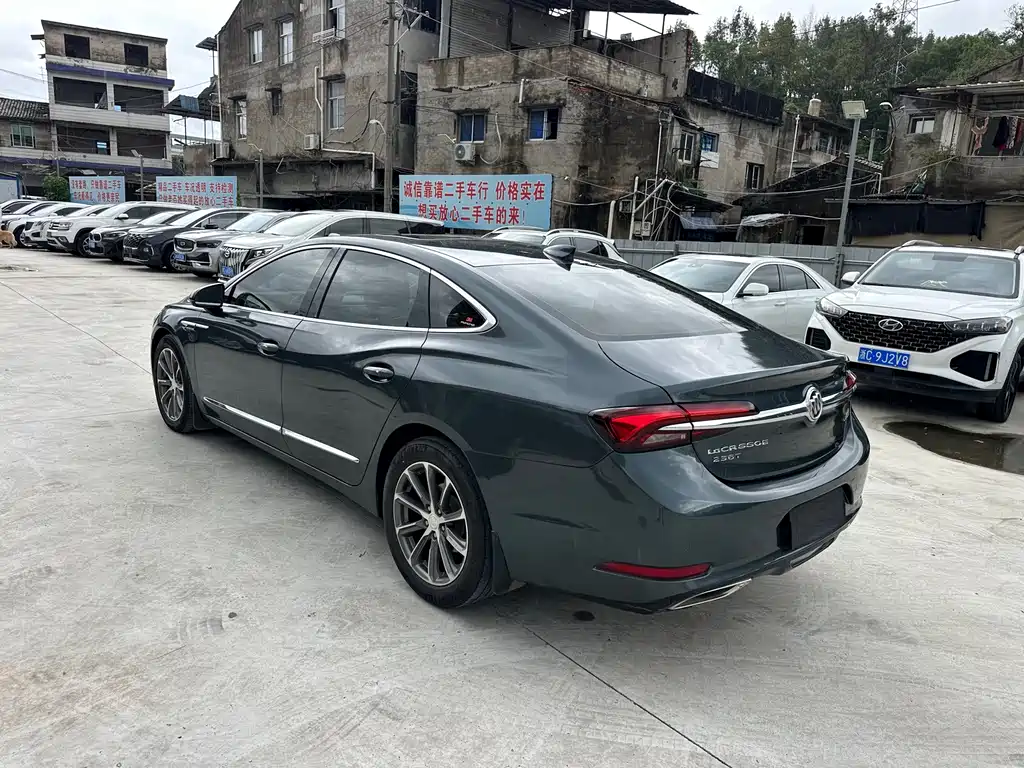 Buick LaCrosse — миниатюра 3