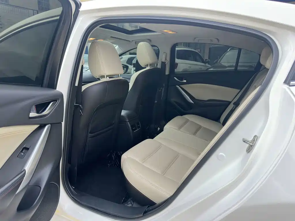 Mazda Atenza — миниатюра 8