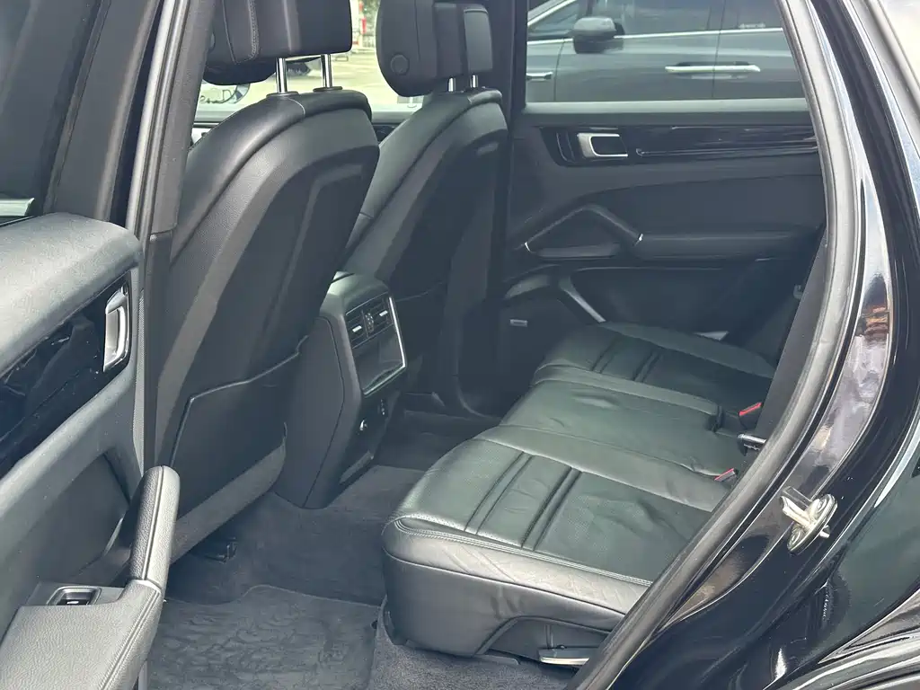 Porsche Cayenne 2019 Cayenne 3.0T