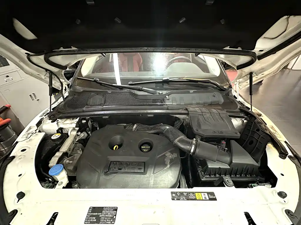 Land Rover Evoque (Import) — миниатюра 10