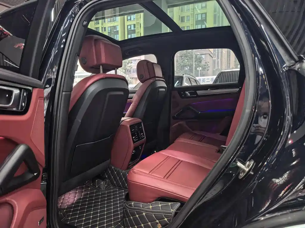 Porsche Cayenne Hybrid — миниатюра 18