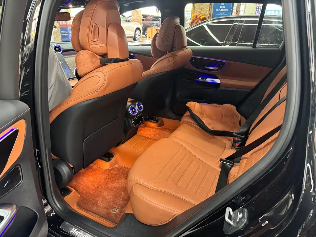Mercedes-Benz GLC 2024 GLC 300 L 4MATIC 5 мест