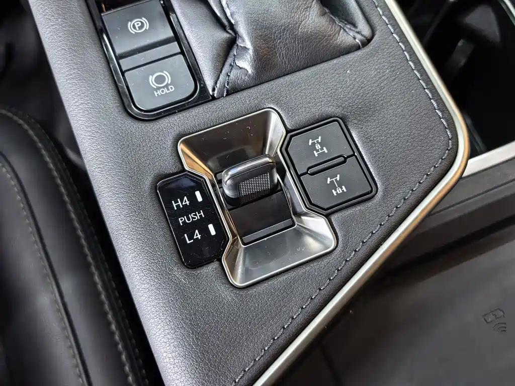 Lexus GX OVERTRAIL Far Peak Edition, фото 21