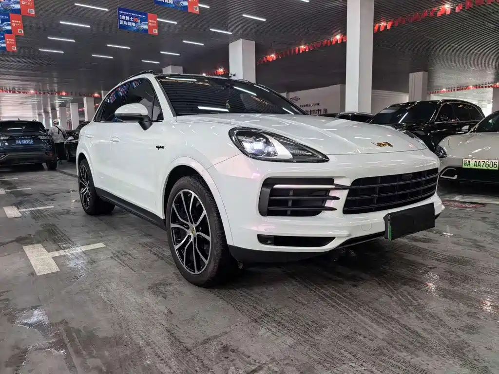 Porsche Cayenne Hybrid — миниатюра 3