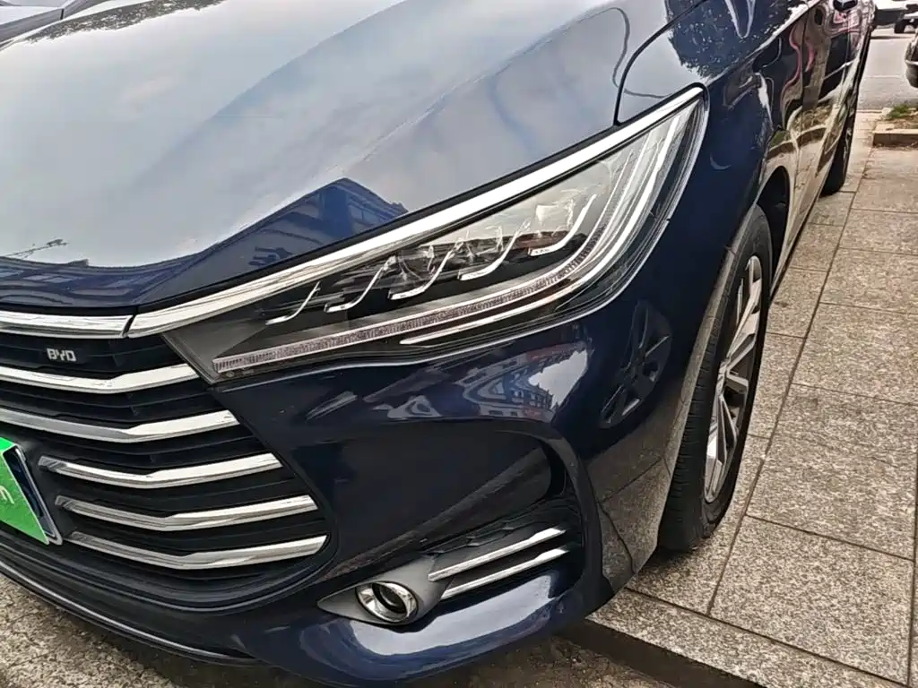 BYD MAX — миниатюра 24