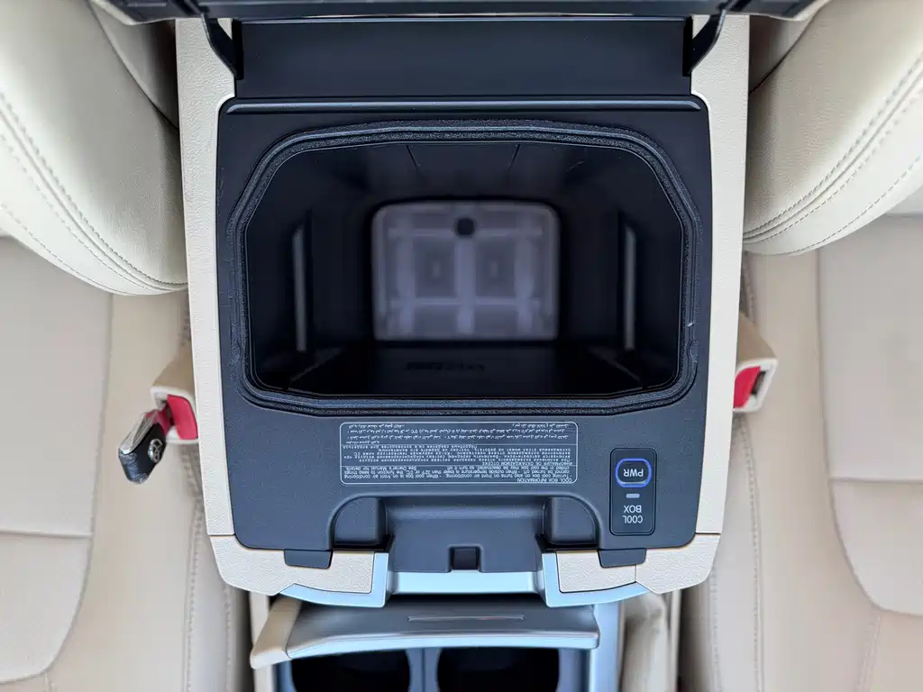 Toyota Land Cruiser — миниатюра 10
