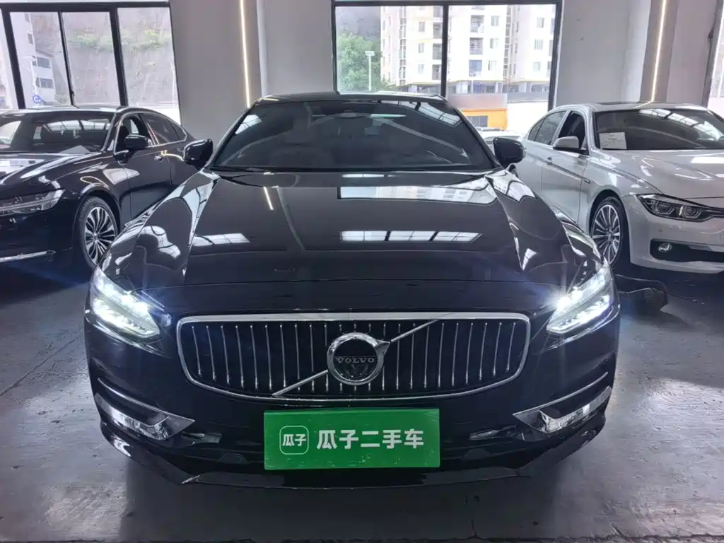 Volvo S90 — миниатюра 3