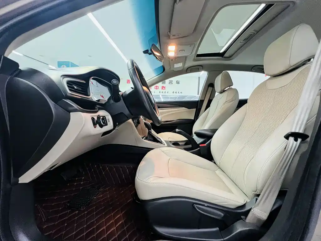Buick Excelle — миниатюра 5