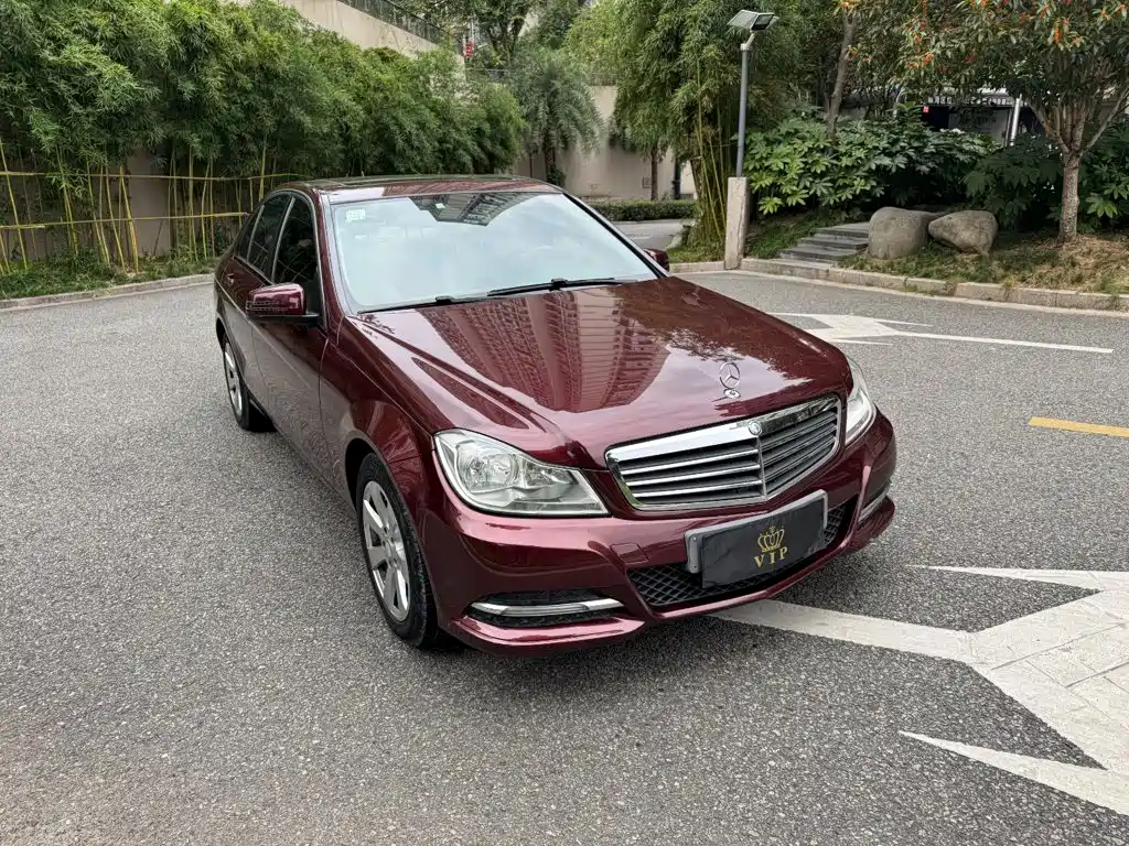 Mercedes-Benz C-Class — миниатюра 8