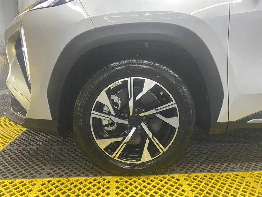 Geely Galaxy Galaxy L7 L7 2025 EM-i 115km