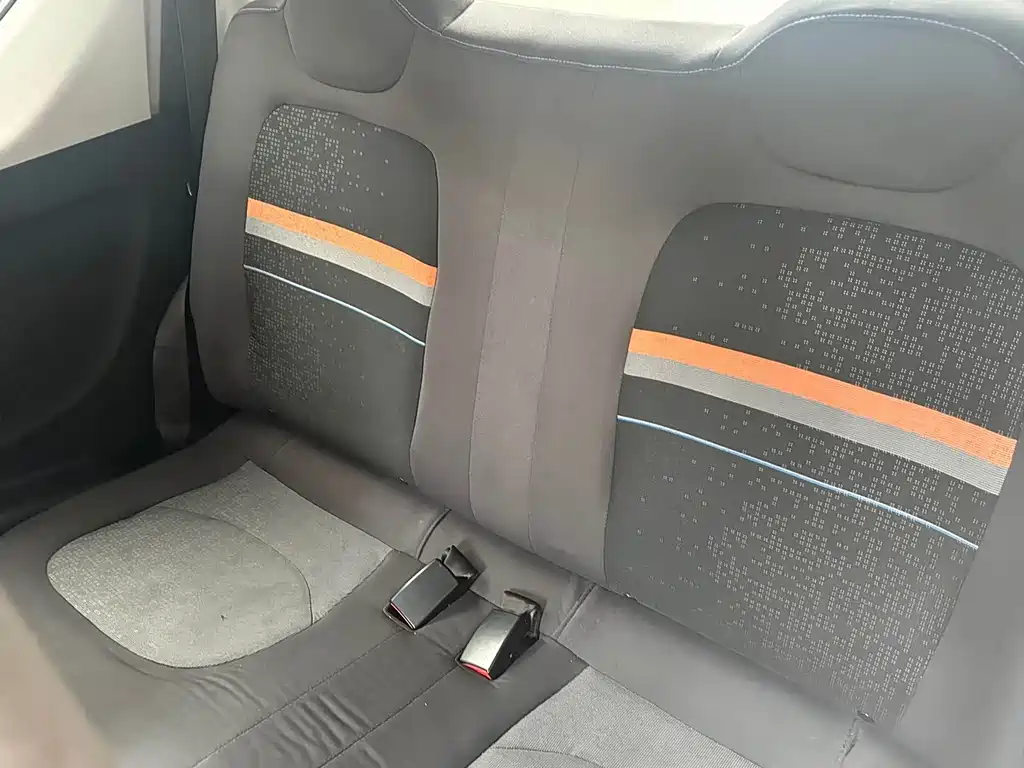 Wuling MINIEV — миниатюра 12