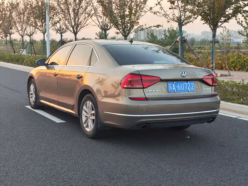 Volkswagen Passat — миниатюра 6